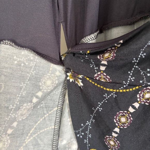 Loft, size XLP, lightweight knit wrap around dress worn once. - Picture 3 of 4